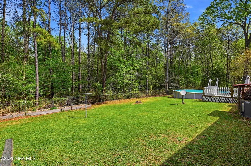 2639 Nc Highway 211 Clarkton, NC 28433
