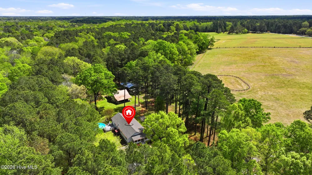 2639 Nc Highway 211 Clarkton, NC 28433