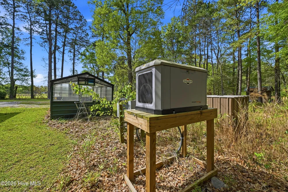 2639 Nc Highway 211 Clarkton, NC 28433
