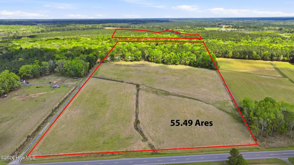 2639 Nc Highway 211 Clarkton, NC 28433
