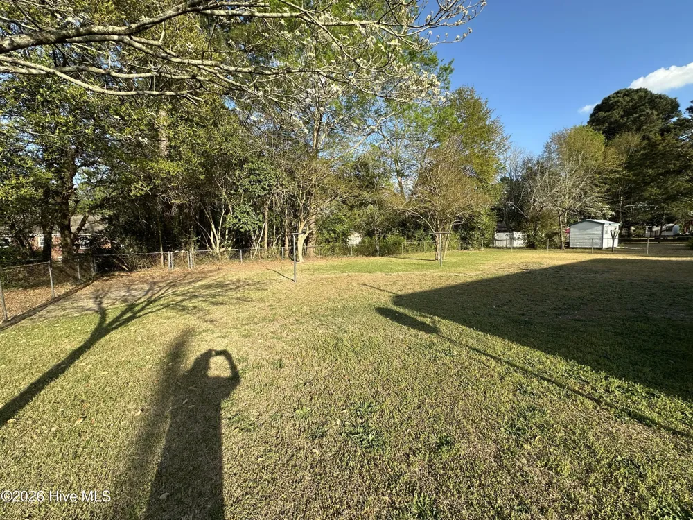 406 Johns Road Laurinburg, NC 28352