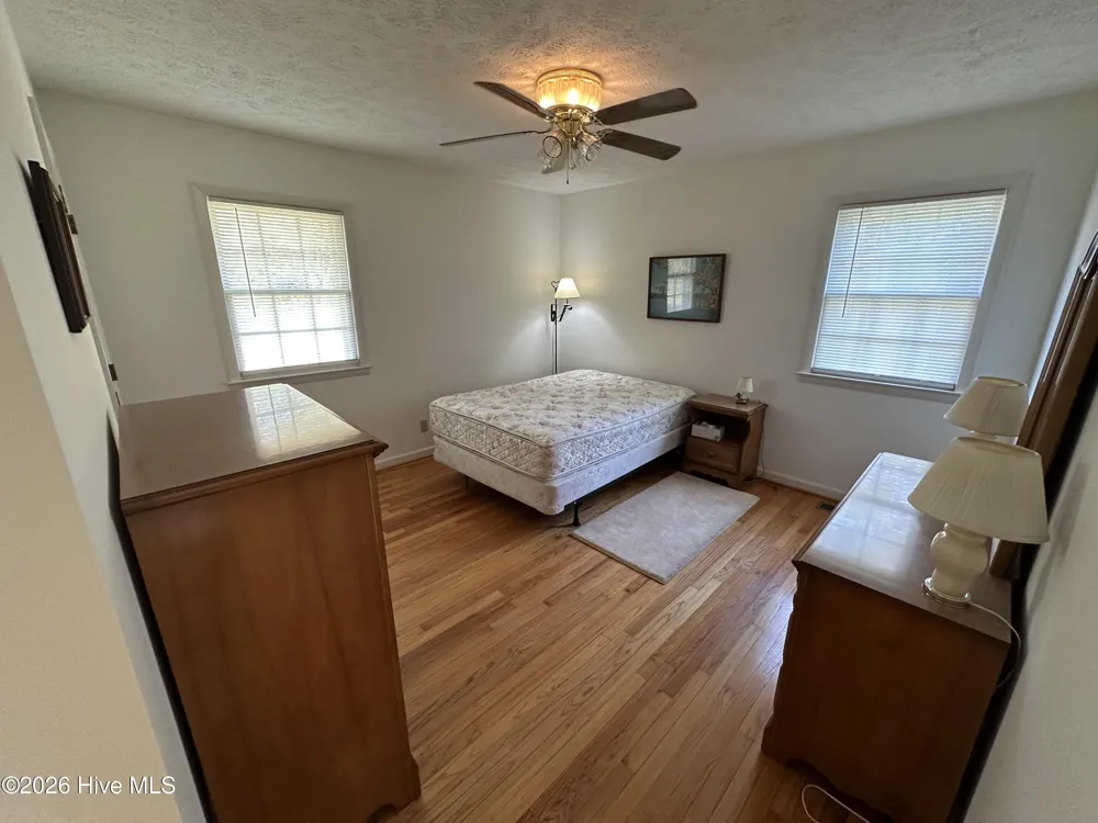 406 Johns Road Laurinburg, NC 28352