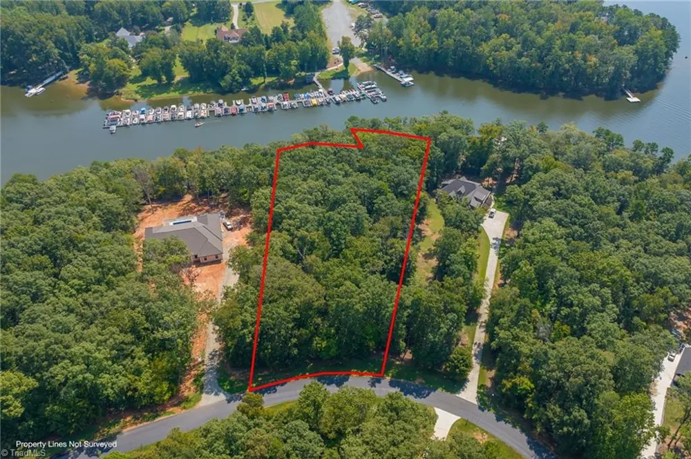 1047 Starboard Reach Lexington, NC 27292