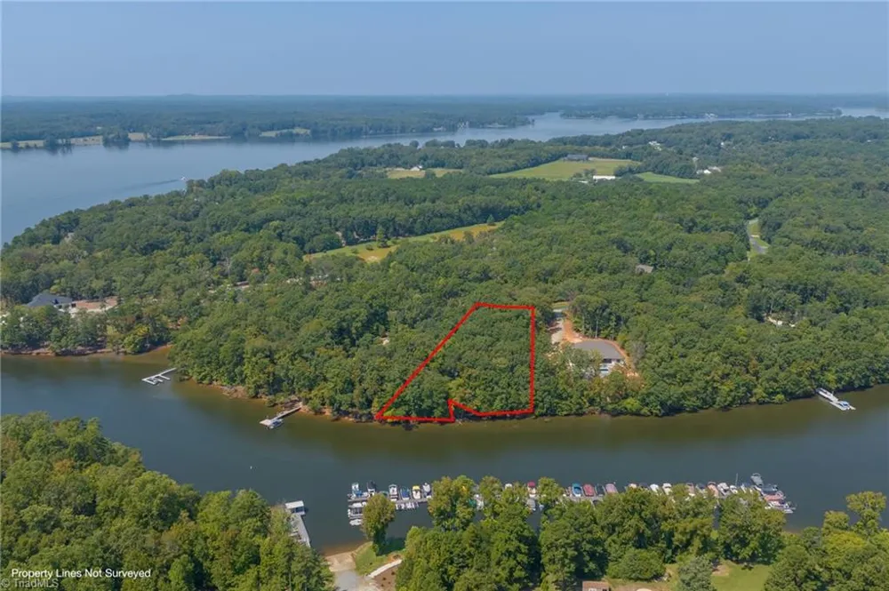 1047 Starboard Reach Lexington, NC 27292