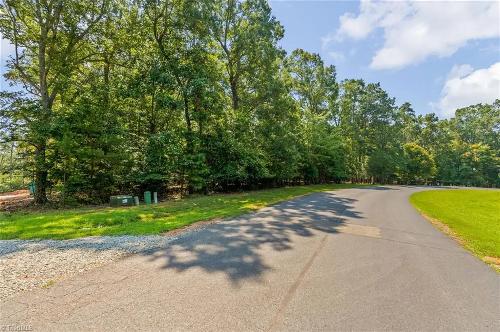 1047 Starboard Reach Lexington, NC 27292