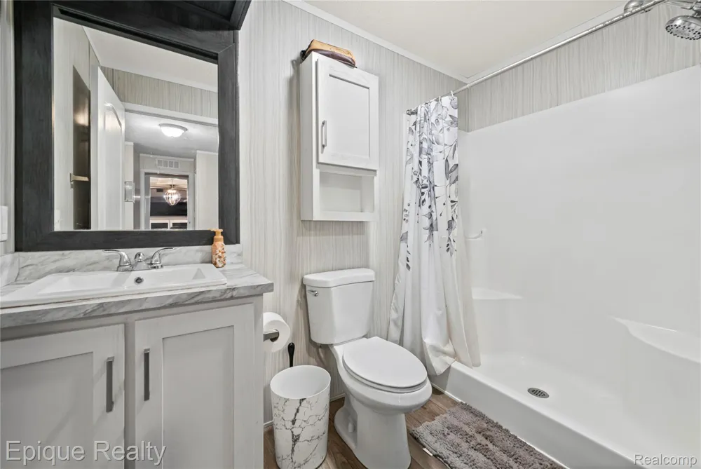 83 Elm Avenue Highland Charter Township, MI 48357