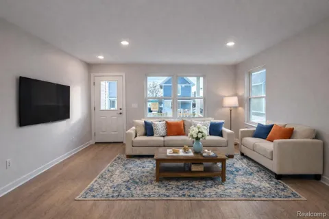 221 Grove Street #6