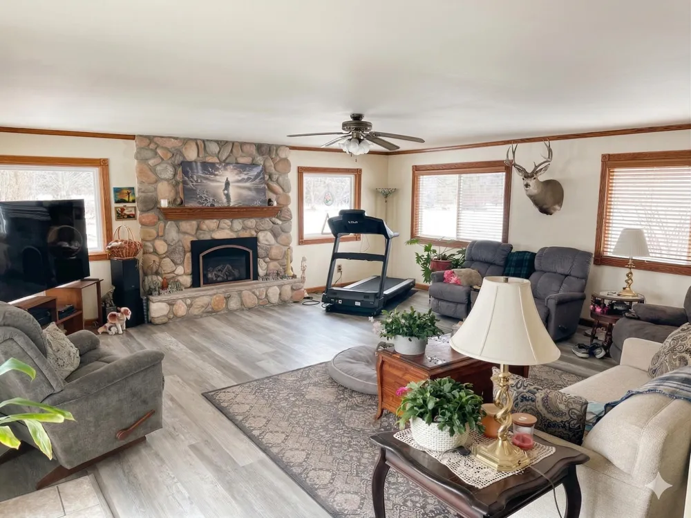 562 Lagrant Road Mason Township, MI 48766