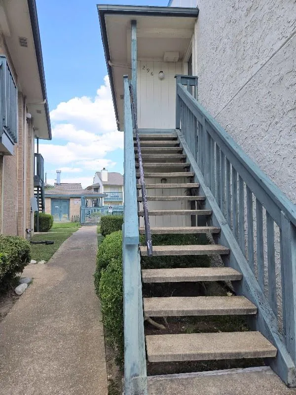 250 El Dorado #296 Webster, TX 77598