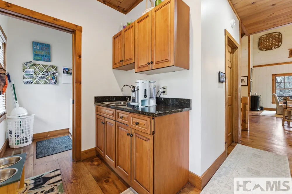 2469 Upper Whitewater Road Sapphire, NC 28774