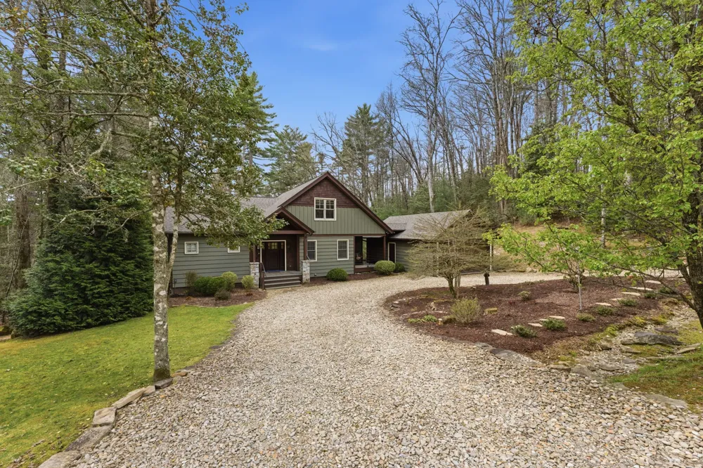 2469 Upper Whitewater Road Sapphire, NC 28774