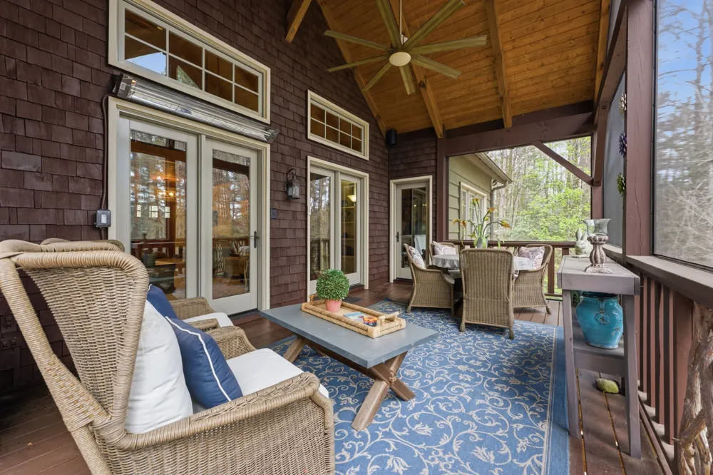 2469 Upper Whitewater Road Sapphire, NC 28774