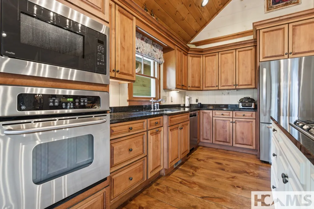 2469 Upper Whitewater Road Sapphire, NC 28774