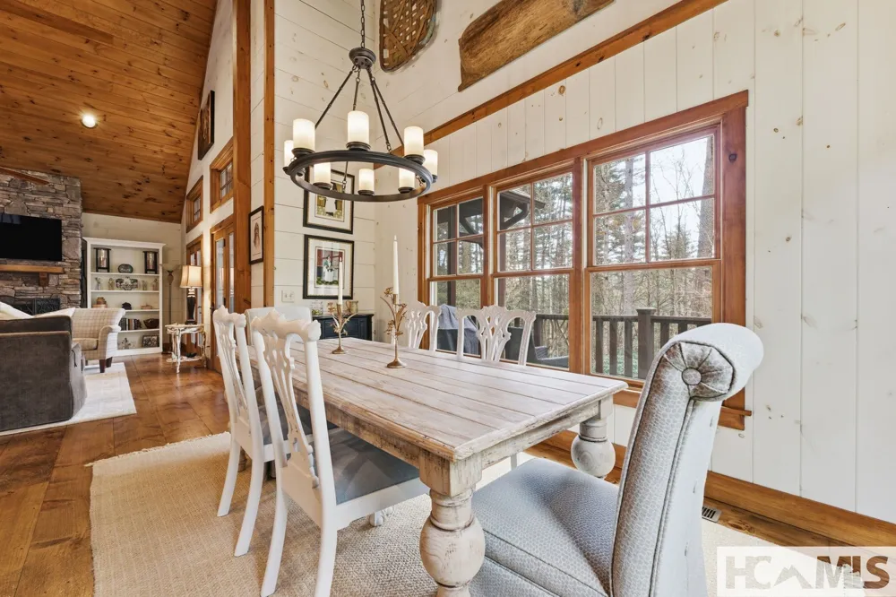 2469 Upper Whitewater Road Sapphire, NC 28774