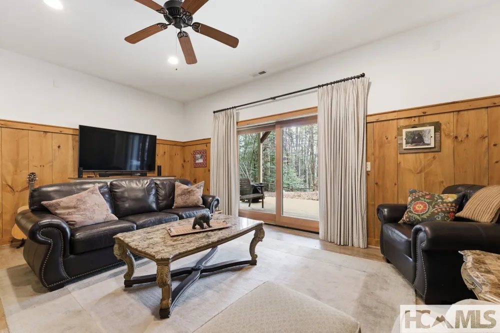 2469 Upper Whitewater Road Sapphire, NC 28774