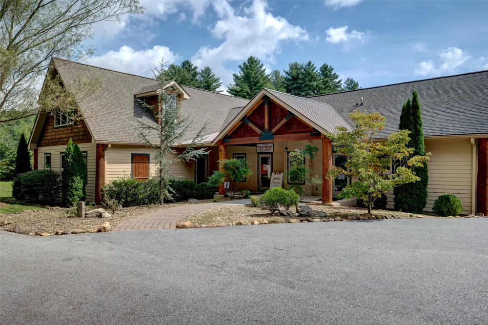 2469 Upper Whitewater Road Sapphire, NC 28774
