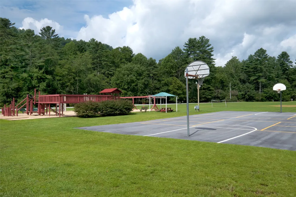2469 Upper Whitewater Road Sapphire, NC 28774