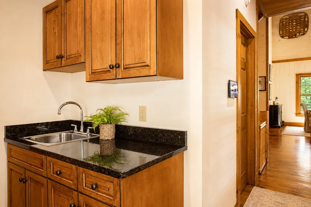 2469 Upper Whitewater Road Sapphire, NC 28774