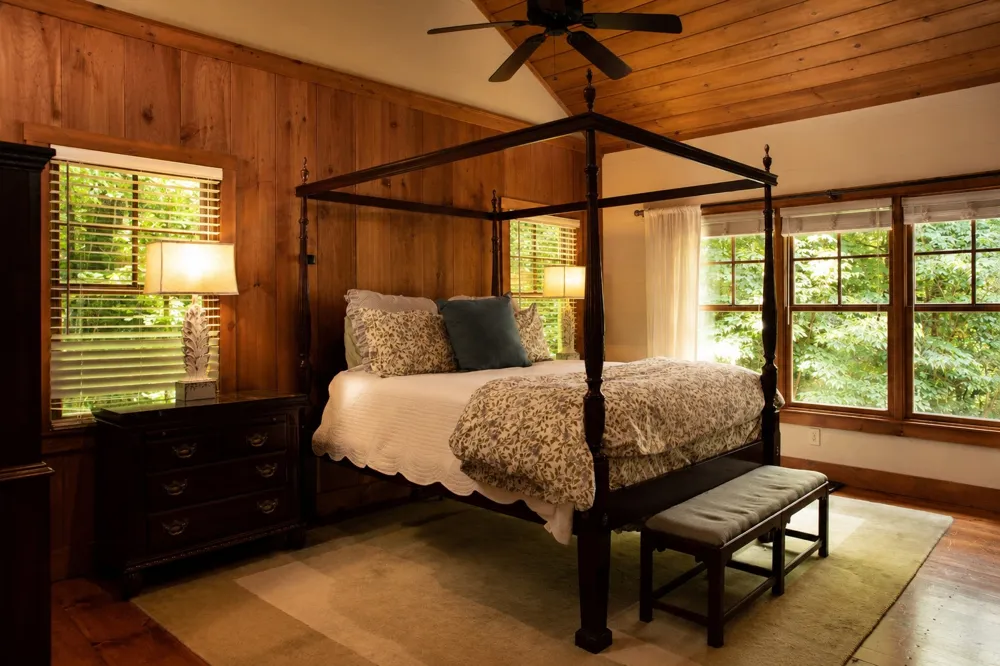 2469 Upper Whitewater Road Sapphire, NC 28774