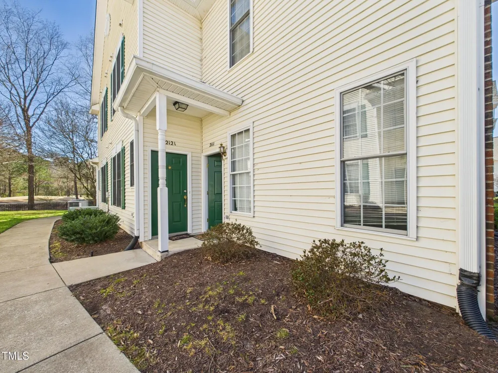 2111 Kudrow Lane Morrisville, NC 27560
