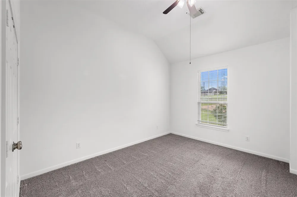 840 E Glenn Street Bellville, TX 77418
