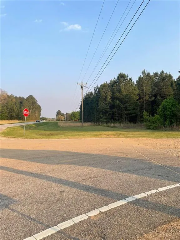 2557 Washington Highway Elberton, GA 30635