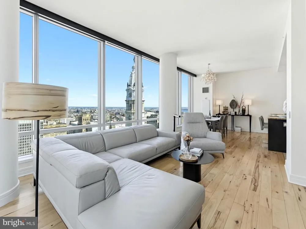 1414 S PENN SQUARE #32F Philadelphia, PA 19102