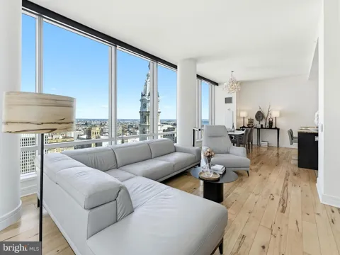 1414 S PENN SQUARE #32F