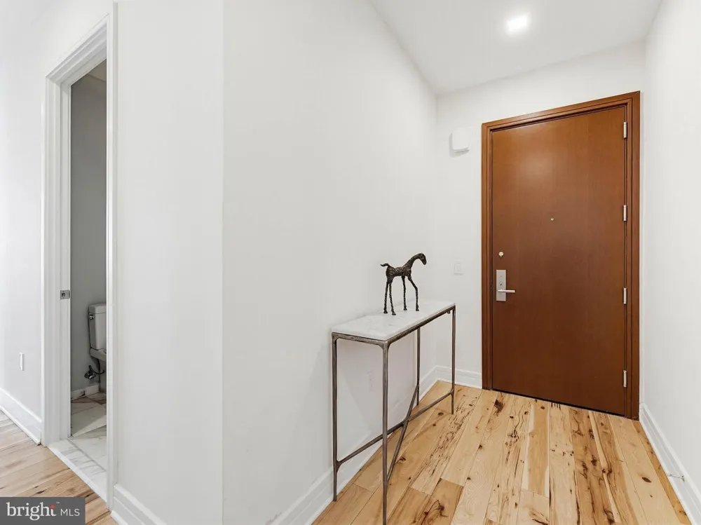 1414 S PENN SQUARE #32F Philadelphia, PA 19102