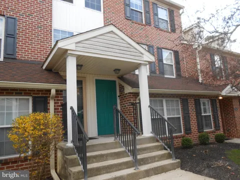 1526 THOMAS JEFFERSON COURT #1526