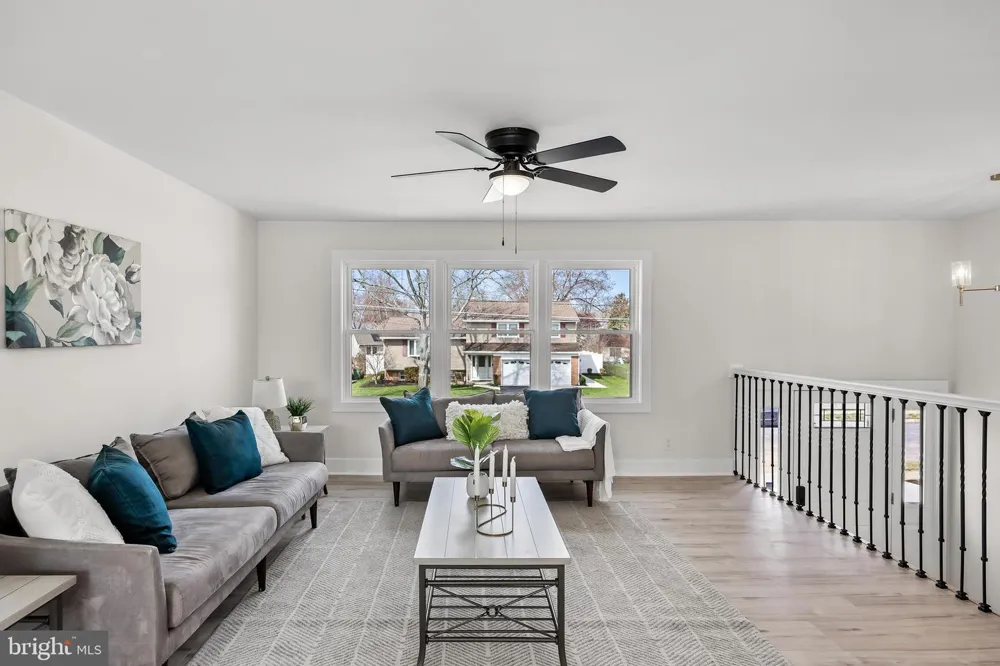10 COBBLESTONE ROAD Cherry Hill, NJ 08003