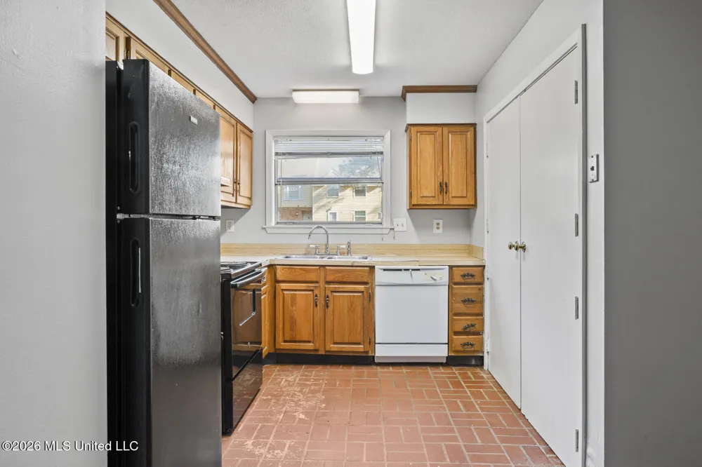2337 River Oaks Boulevard Jackson, MS 39211