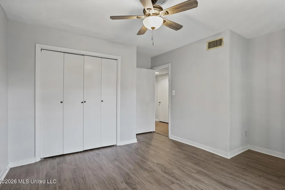 2337 River Oaks Boulevard Jackson, MS 39211