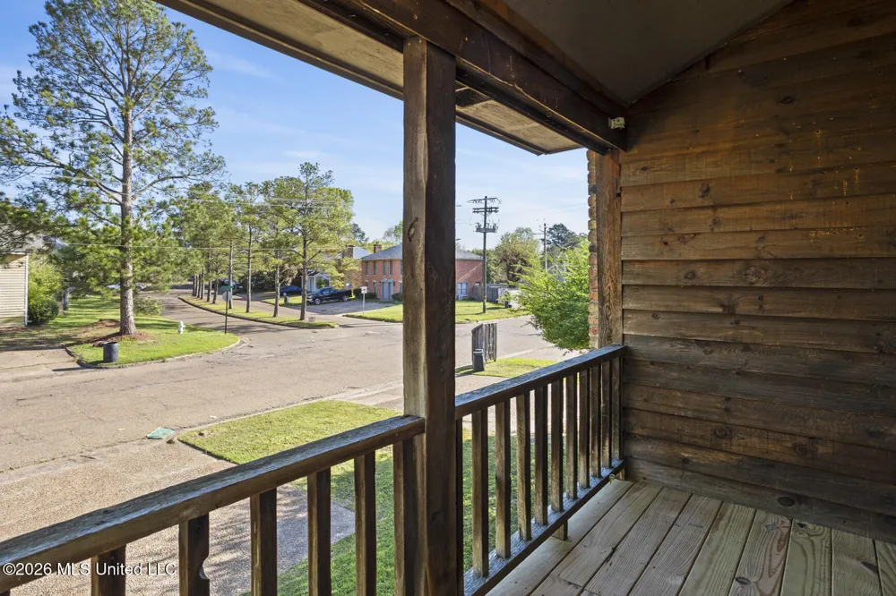 2337 River Oaks Boulevard Jackson, MS 39211