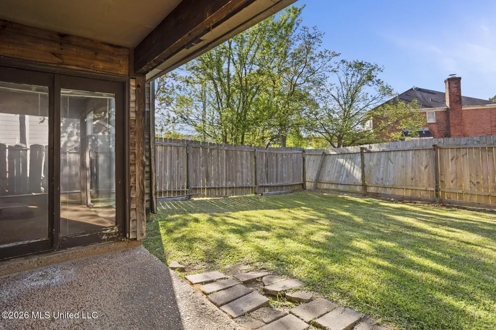2337 River Oaks Boulevard Jackson, MS 39211