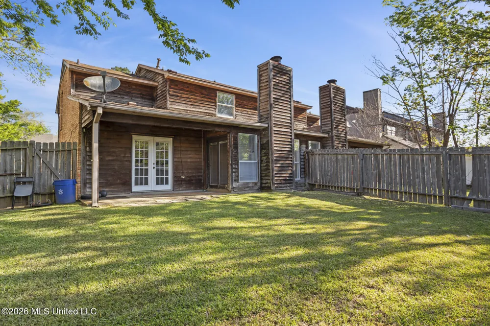 2337 River Oaks Boulevard Jackson, MS 39211
