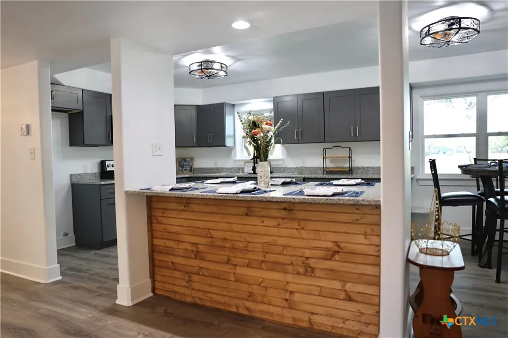264 Live Oak Drive Inez, TX 77968