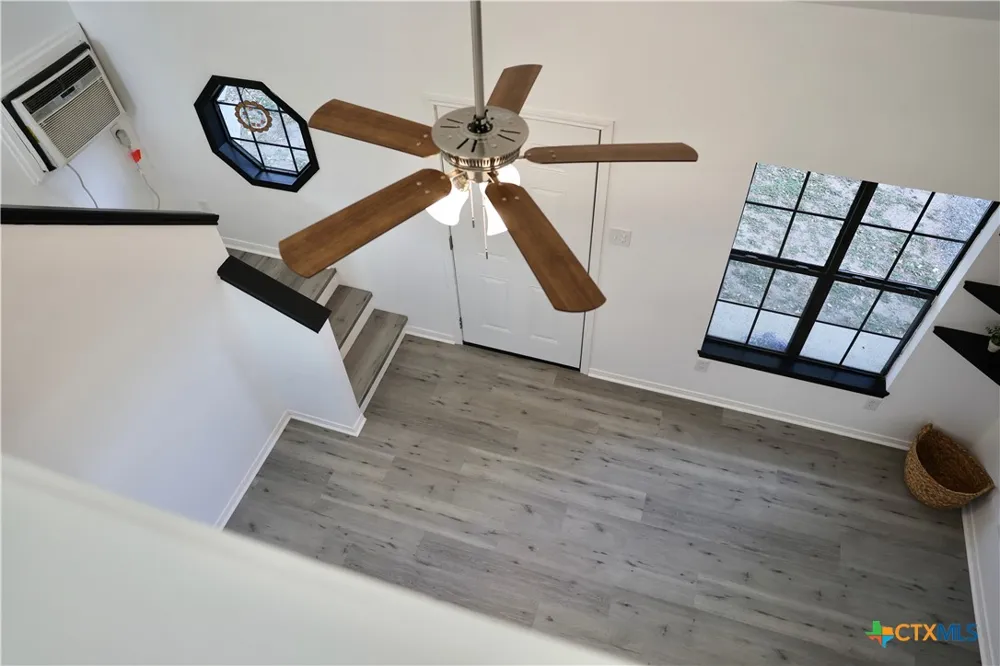 264 Live Oak Drive Inez, TX 77968