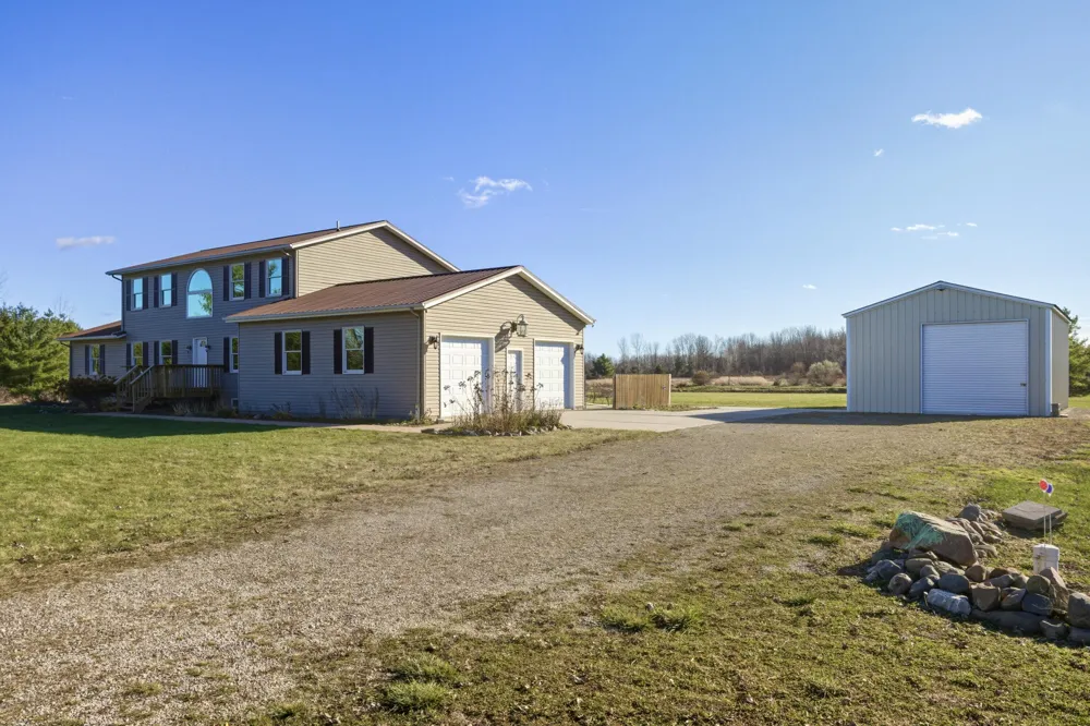 9227 Yager Road Columbus Township, MI 48063