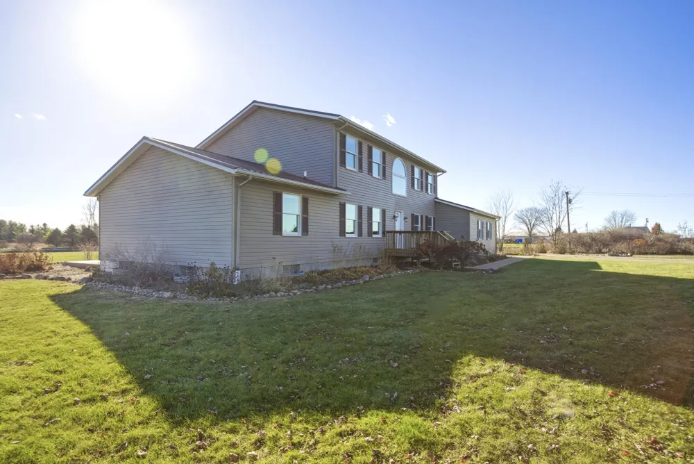 9227 Yager Road Columbus Township, MI 48063