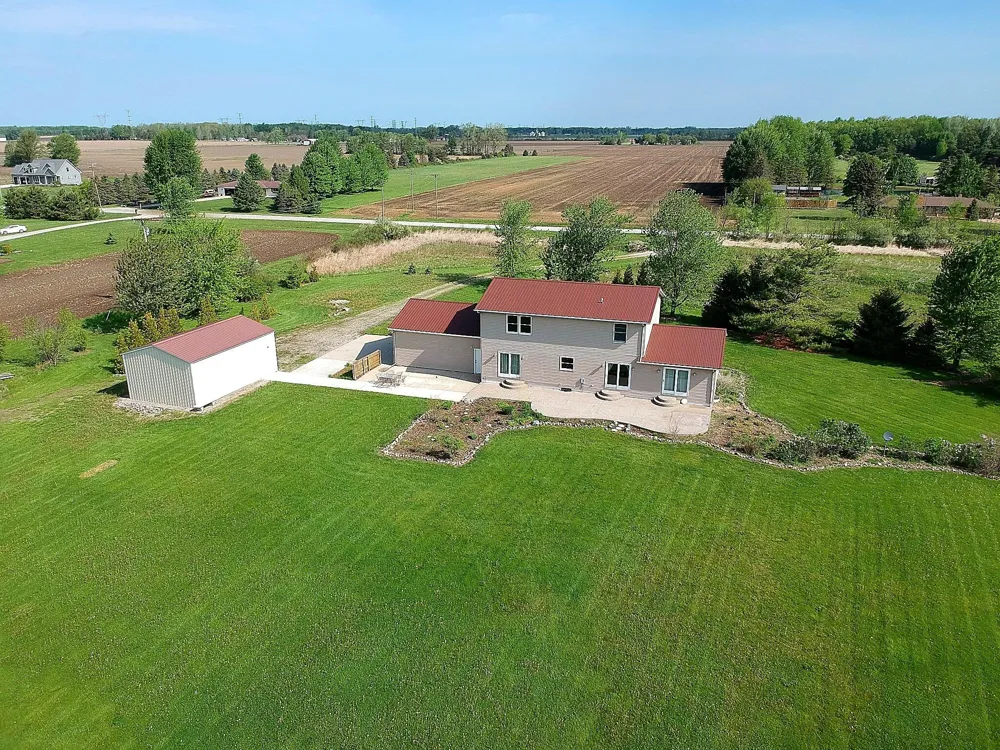 9227 Yager Road Columbus Township, MI 48063