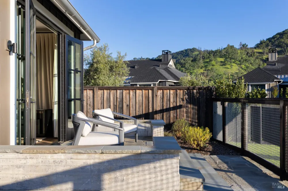 21 Lawley Lane Calistoga, CA 94515