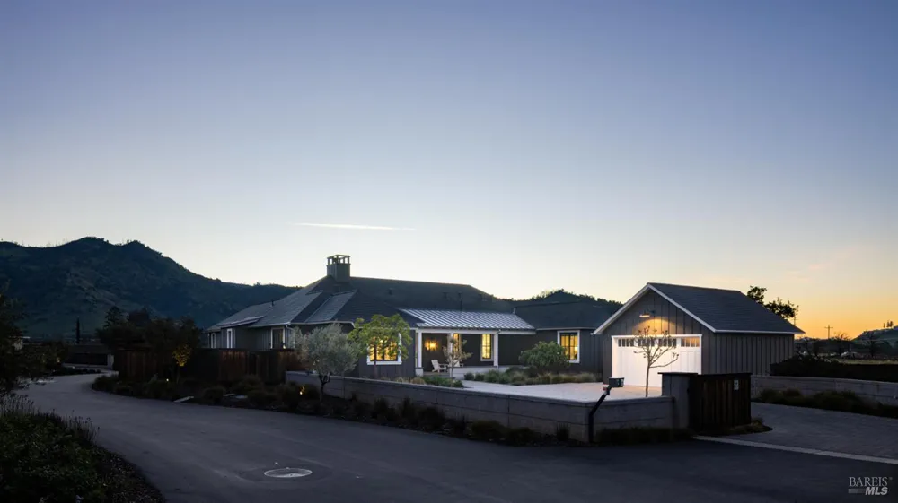 21 Lawley Lane Calistoga, CA 94515