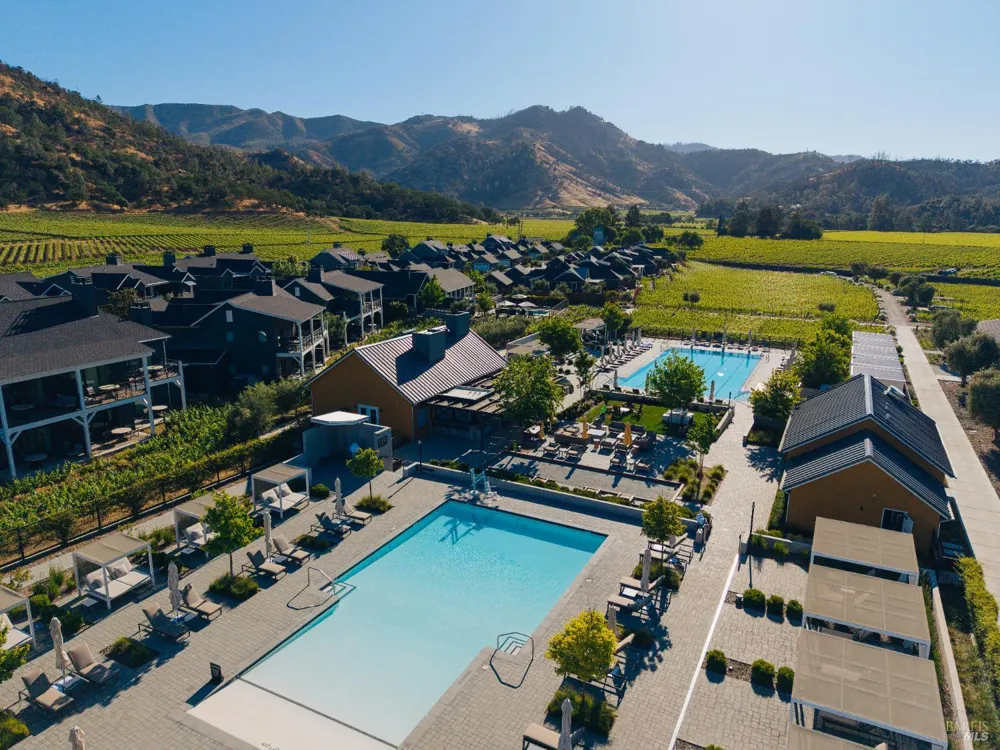 21 Lawley Lane Calistoga, CA 94515