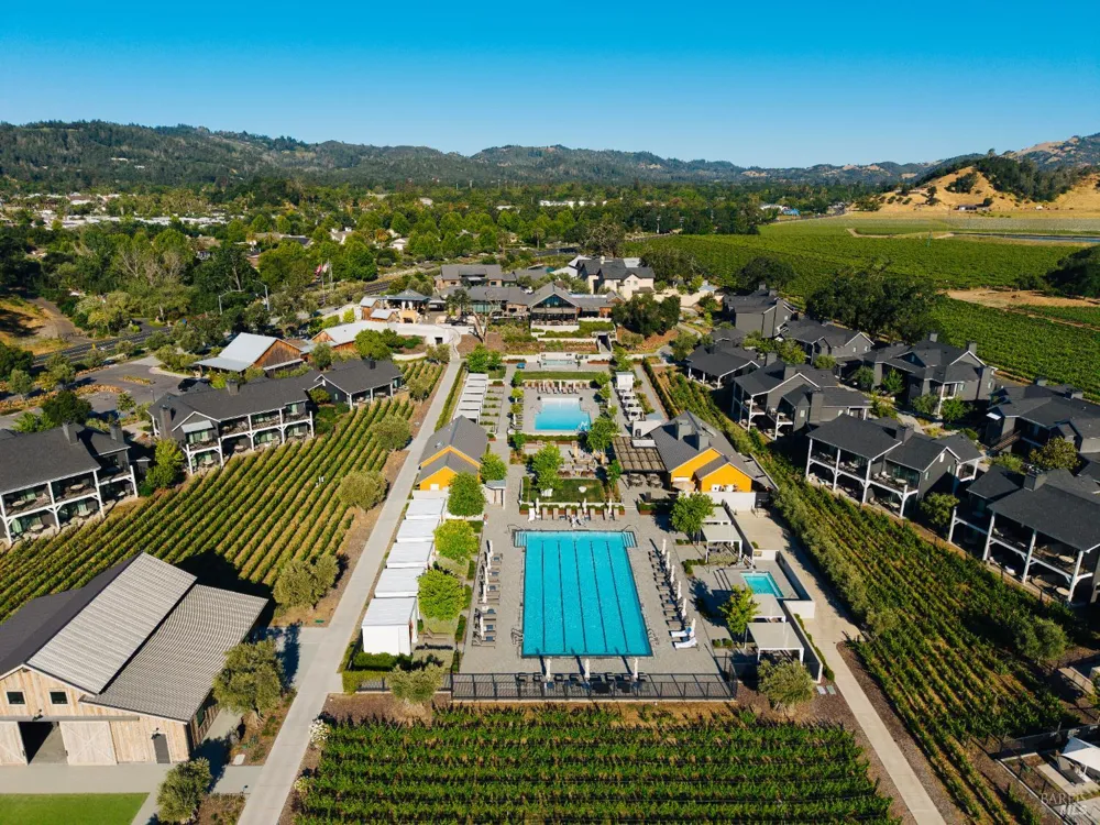 21 Lawley Lane Calistoga, CA 94515