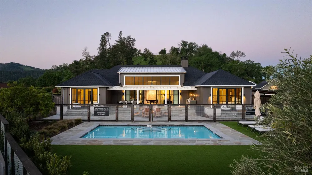 21 Lawley Lane Calistoga, CA 94515