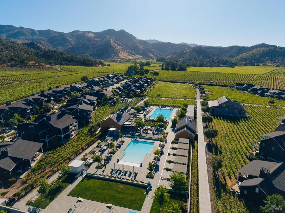 21 Lawley Lane Calistoga, CA 94515