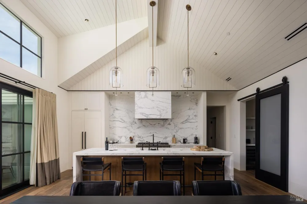 21 Lawley Lane Calistoga, CA 94515