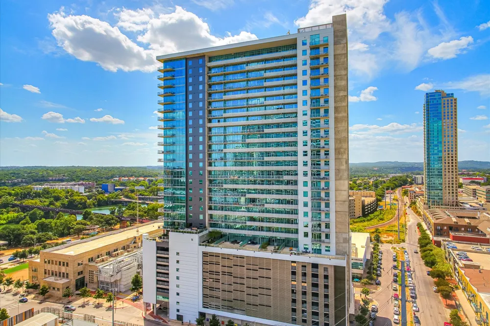 222 West Avenue #1613 Austin, TX 78701