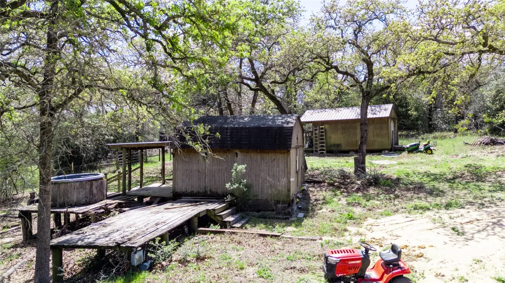 3950 Private Road 2015 Caldwell, TX 77836